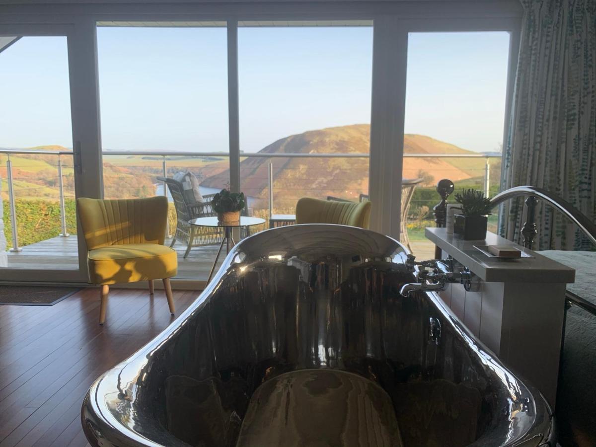 란니들로스 Ty Capel B&B 외부 사진